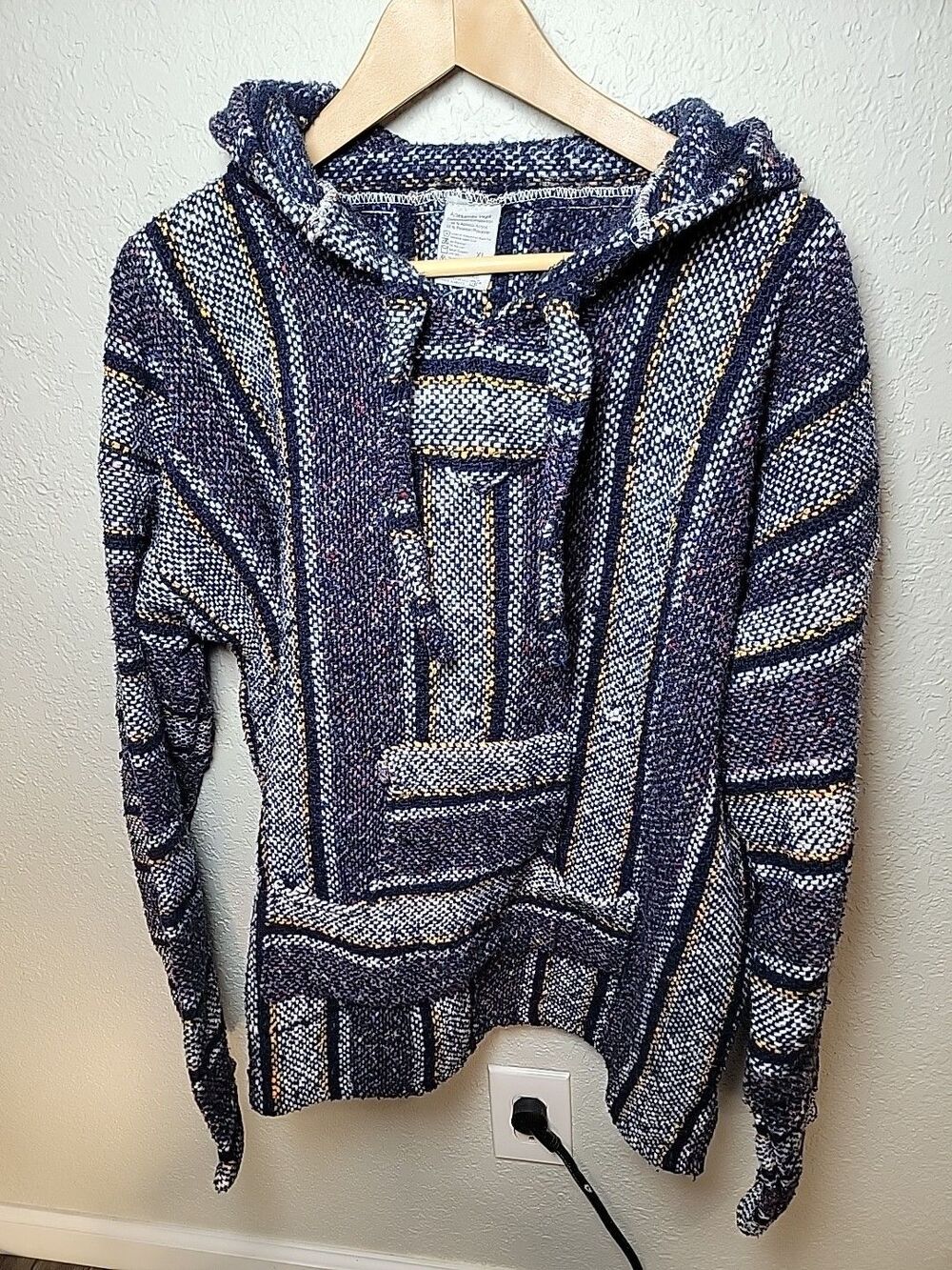 Artesanias Vega Baja Hoodie XL Drug Rug Mexican Pullover Striped Woven Poncho
